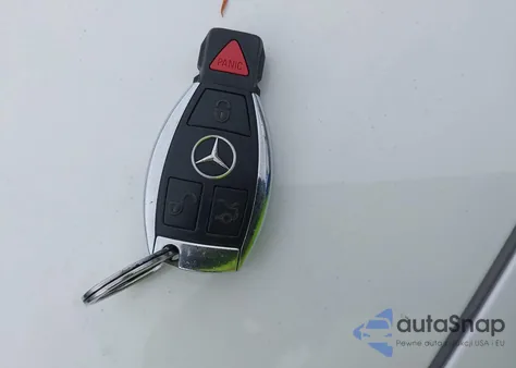 2012 Mercedes-Benz Glk 350 4Matic из США, поврежденный, VIN WDCGG8HB4CF927061